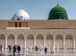 Masjid Nabawi Hari Ini Dibuka Kembali, Begini Aturan untuk Jamaah Masjid Nabawi Hari Ini Dibuka Kembali, Begini Aturan untuk Jamaah