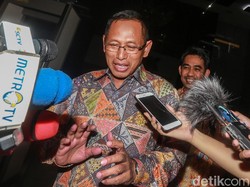 Video: Usai Diperiksa, Plt Dirut PLN Ngaku Tak Ikut Bahas PLTU Riau-1