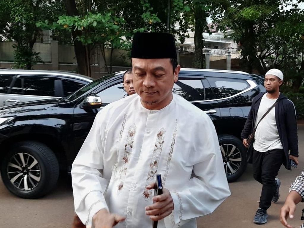 Ini Alasan Mangkirnya Bachtiar Nasir dari Panggilan Polisi Ini Alasan Mangkirnya Bachtiar Nasir dari Panggilan Polisi