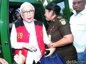 Jaksa ke Fahri Hamzah: Kenapa Anda Yakin Ratna Dianiaya?