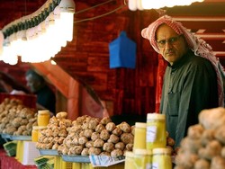 Di Kuwait Makan di Tempat Umum Selama Bulan Puasa Bisa Dipenjara