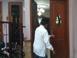 Perampok Bersenpi Satroni Rumah Warga di Depok di Siang Bolong