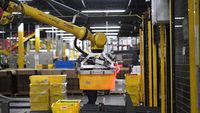 Ancaman Robot di Gudang Toko Online Terbesar Dunia