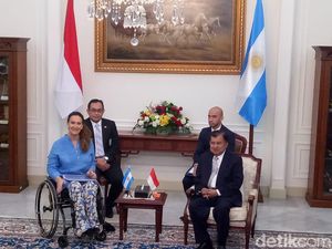 Terima Kunjungan Wapres Argentina, JK Bahas Kerja Sama Investasi Terima Kunjungan Wapres Argentina, JK Bahas Kerja Sama Investasi
