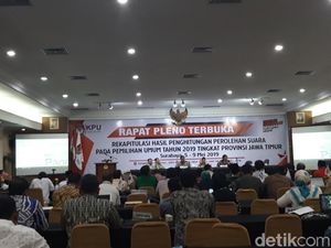 Rekap Suara Provinsi Jatim, KPU Temukan Data Pemilih Tak Sinkron