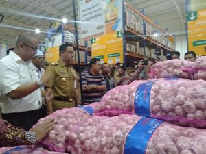 Anies Pastikan Kebutuhan Pangan Warga Aman Selama Ramadan