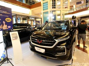 Banyak Pedagang Mobkas Belum Berani Jual Mobil China