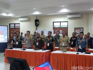 Kapolda Minta Tak Ada Klaim Kemenangan Pemilu di Banten Kapolda Minta Tak Ada Klaim Kemenangan Pemilu di Banten