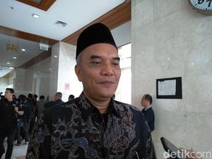 Komisi VIII Akan Cecar Menag di Rapat soal Isu Cadar yang Sengaja Digaungkan Komisi VIII Akan Cecar Menag di Rapat soal Isu Cadar yang Sengaja Digaungkan