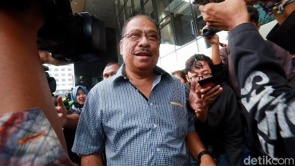 Melchias Mekeng Buka-bukaan Usai Diperiksa KPK