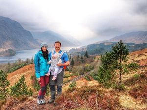 Pasangan Ini Bawa Bayi 5 Bulan Mendaki Gunung Pasangan Ini Bawa Bayi 5 Bulan Mendaki Gunung