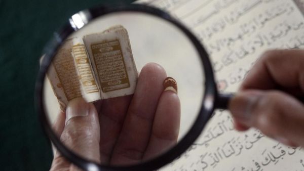Unik! Alquran Terbesar Hingga Terkecil Ada di Indonesia