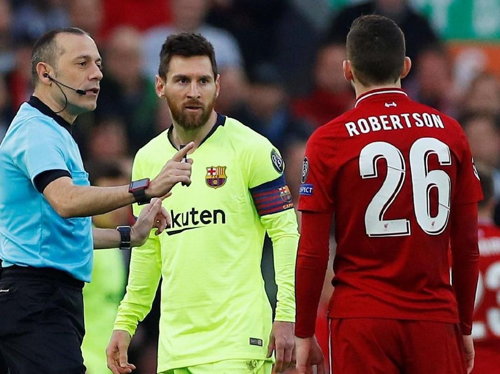 Pernah Toyor Messi, Robertson Beri Pengakuan Pernah Toyor Messi, Robertson Beri Pengakuan