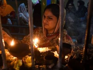 Ledakan di Luar Masjid di Lahore Pakistan, 5 Orang Tewas Ledakan di Luar Masjid di Lahore Pakistan, 5 Orang Tewas