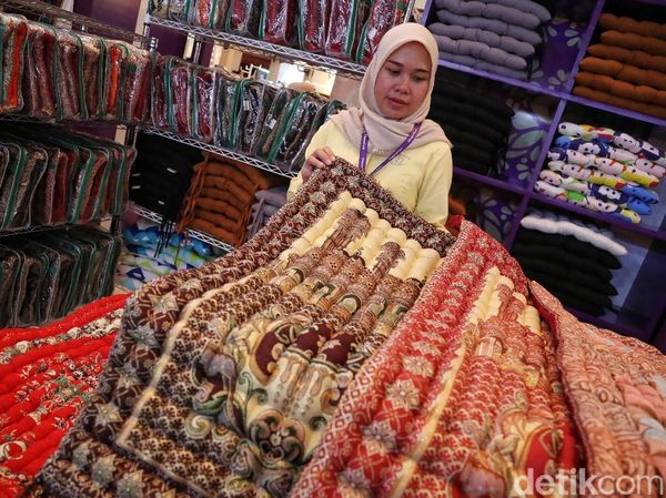 Produk UMKM Unjuk Gigi di DhawaFest 2019
