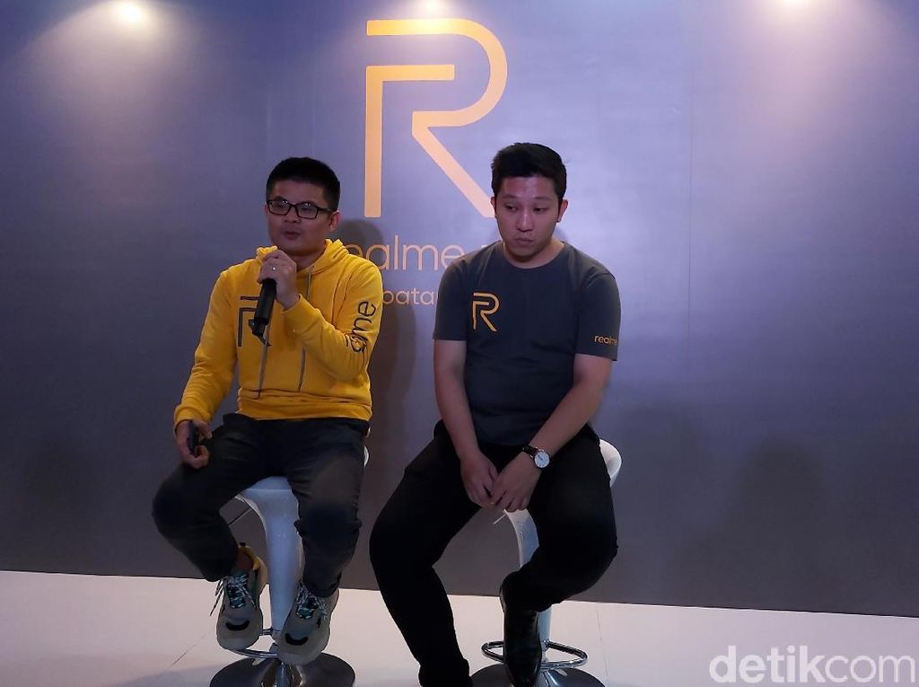 Tak Mau Pasang Target, Realme Pilih Membumi Tak Mau Pasang Target, Realme Pilih Membumi