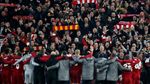 Tawa-Tangis pada Malam Spesial di Anfield
