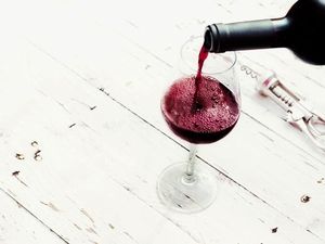 Jika Rutin Dikonsumsi, Red Wine, Kopi Hingga Buah Bisa Cegah Kanker Payudara