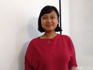 Berbincang dengan Mantan Pegawai Bank yang Kalahkan 3 Petahana DPD Berbincang dengan Mantan Pegawai Bank yang Kalahkan 3 Petahana DPD