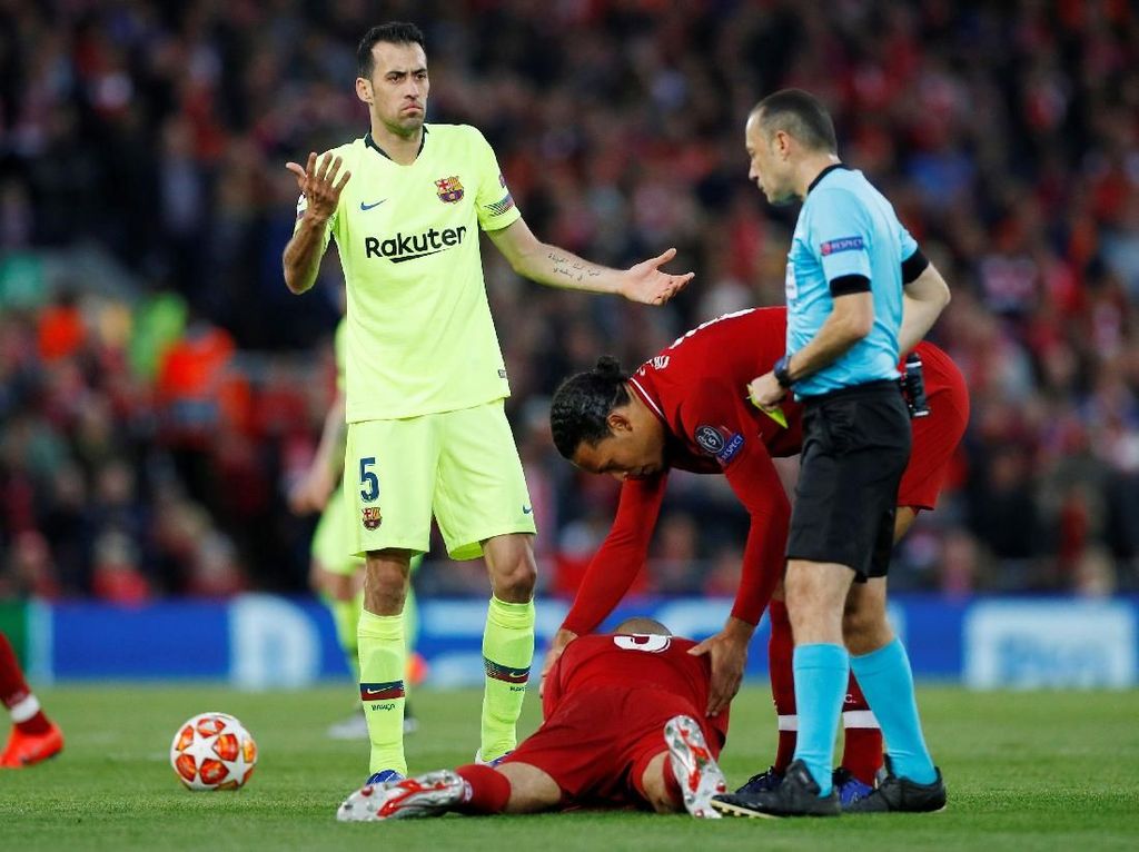 Barca Lagi-Lagi Tersingkir seperti Ini, Busquets Minta Maaf Barca Lagi-Lagi Tersingkir seperti Ini, Busquets Minta Maaf