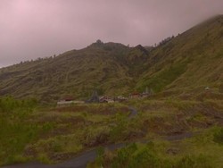 Terungkap! Bule yang Menari Telanjang di Gunung Batur Bali WN Kanada
