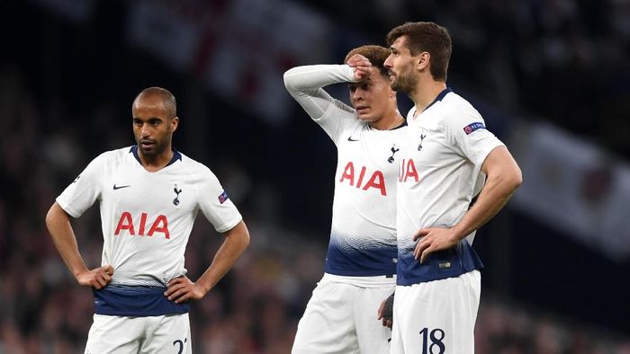 Pemain Tottenham Hotspur lesu usai kalah 0-1 dari Ajax Amsterdam di leg pertama semifinal Liga Champions. (Foto: Laurence Griffiths/Getty Images) Pemain Tottenham Hotspur lesu usai kalah 0-1 dari Ajax Amsterdam di leg pertama semifinal Liga Champions. (Foto: Laurence Griffiths/Getty Images)