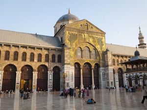 Foto: Masjid Agung Umayyah yang Dikunjungi Oleh Paus