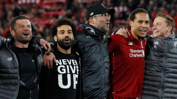 Van Dijk Bantah Cekcok dengan Klopp