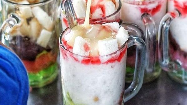 Mantap Segarnya! Es Doger untuk Menu Berbuka Puasa