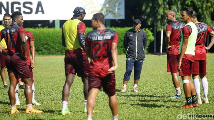 Rahmad Daramwan, pelatih PS TIRA Persikabo (Grandyos Zafna/detikSport) Rahmad Daramwan, pelatih PS TIRA Persikabo (Grandyos Zafna/detikSport)