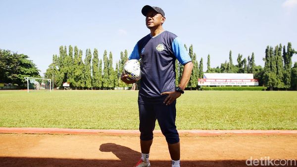 Melongok Aksi Rahmad Darmawan Meracik PS TIRA Persikabo