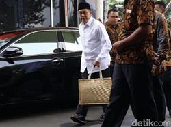 Duit Titipan Diakui, Uang di Laci Menag Masih Jadi Misteri