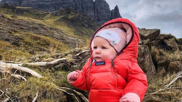 Foto: Mendaki Gunung Bawa Bayi 5 Bulan