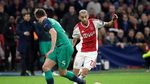 Tottenham Kalahkan Ajax pada Malam Dramatis di Amsterdam