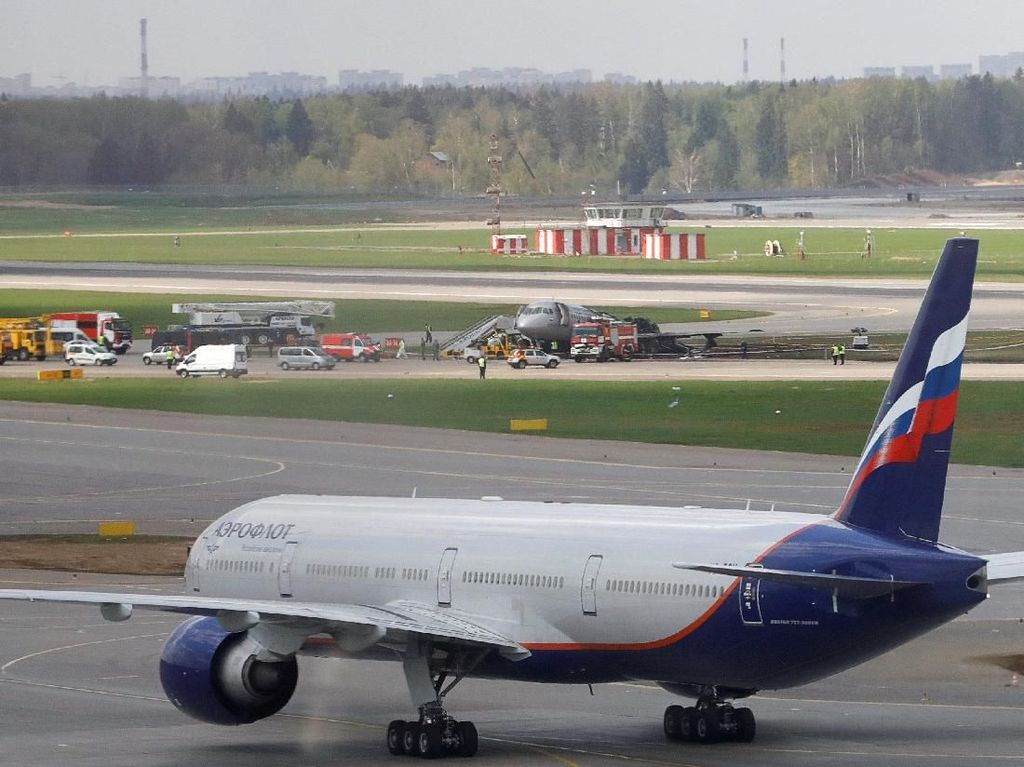 Usai Insiden Aeroflot Terbakar, 4 Penerbangan Sukhoi Superjet Dibatalkan Usai Insiden Aeroflot Terbakar, 4 Penerbangan Sukhoi Superjet Dibatalkan