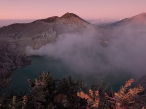 Matahari Terbit di Ijen, Sungguh Mencuri Hati