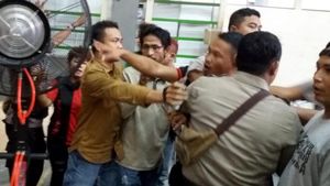 Rekapitulasi Suara di Kabupaten Bekasi Ricuh