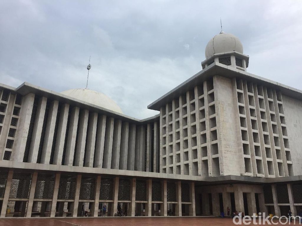 Eks Menag Said Agil akan Jadi Khatib Salat Idul Fitri di Istiqlal Eks Menag Said Agil akan Jadi Khatib Salat Idul Fitri di Istiqlal