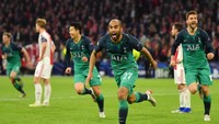 Kalau ada pemain yang pantas dinilai sempurna di leg II semifinal, Lucas Moura orangnya. Dia membukukan hat-trick untuk membawa Tottenham Hotspur menang 3-2 atas Ajax. (Foto: Dan Mullan/Getty Images)