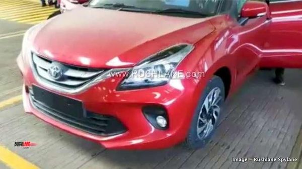 Suzuki Baleno Rasa Toyota