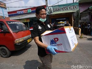 Polisi: Terduga Teroris Rafli Koordinir Jaringan Penyimpan Bom di Toko HP Polisi: Terduga Teroris Rafli Koordinir Jaringan Penyimpan Bom di Toko HP