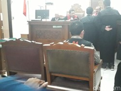 Saksi Tidak Hadir, Sidang Joko Driyono Ditunda hingga 28 Mei