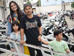 Liburan Bareng Keluarga, Wendy Cagur Sewa 1 Gerbong Kereta Api