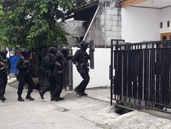 Video: Sosok Pimpinan JAD Bekasi di Mata Tetangga