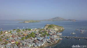 Foto Drone: Pulau Terpadat di Labuan Bajo
