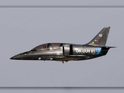 Pesawat Bermesin Moge BMW S1000RR Ditaksir Rp 2,8 M