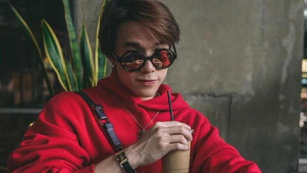 Suka Seafood Hingga Es Kopi Susu, Begini Tampilan Aktor Thailand, Jamy James