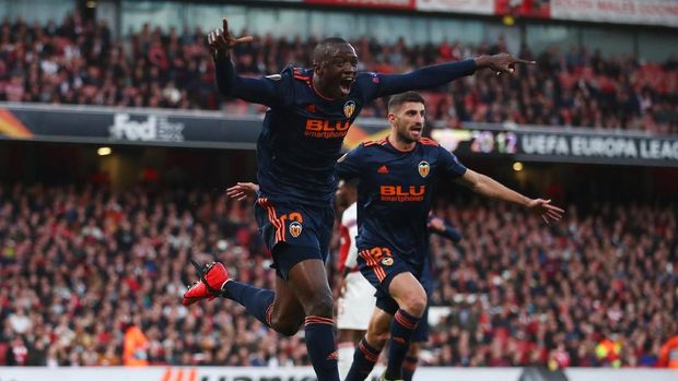 Valencia menang 6-2 atas Huesca sebelum lawan Arsenal.