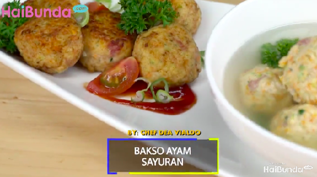 Menu Sahur: Bakso Ayam Sayuran, Satu Adonan Dua Cara Penyajian