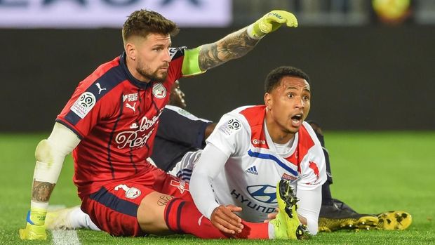 Pemain Lyon Tak Digaji Selama Liga Berhenti akibat Corona